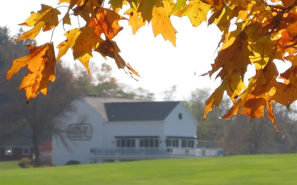 Contact Quaker Hill Country Club Today